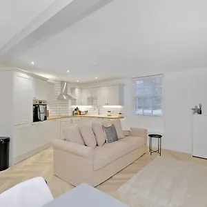 Ferryhill Place , Aberdeen United Kingdom